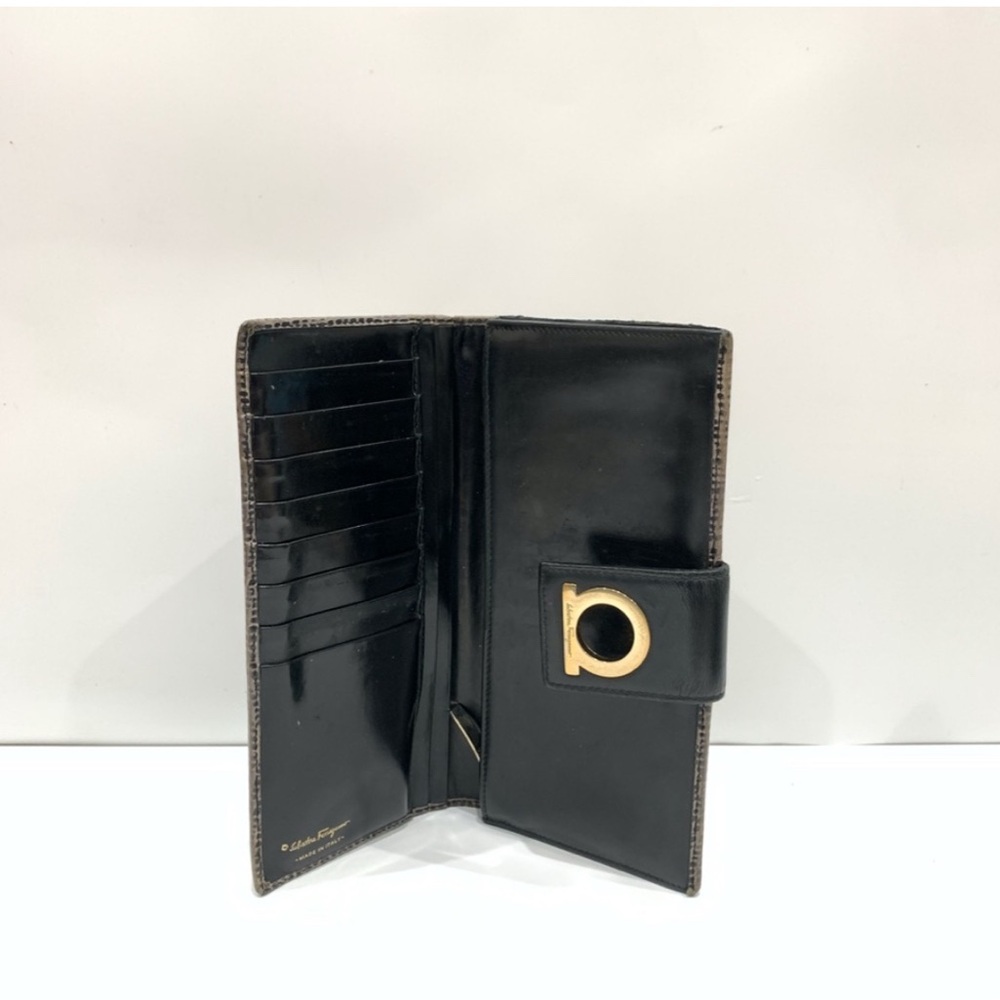 Ferragamo Gancini Long Wallet (Gently used) - Picture 3 of 15